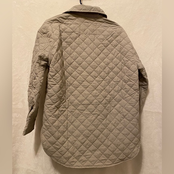 Quilted off white button up shacket. - Picture 2 of 3